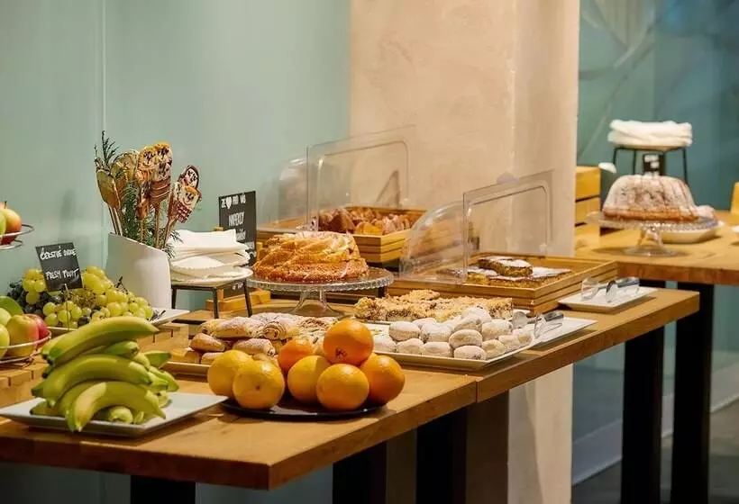 Fotos del hotel Central Park Flora:  14