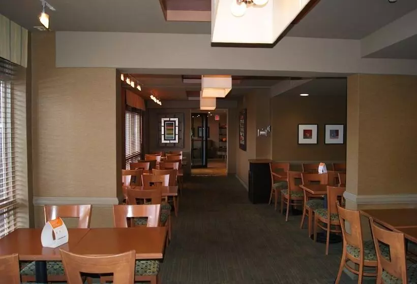 Fotos del hotel Quality Inn & Suites Aéroport P.e. Montréal-trudeau Airport:  22