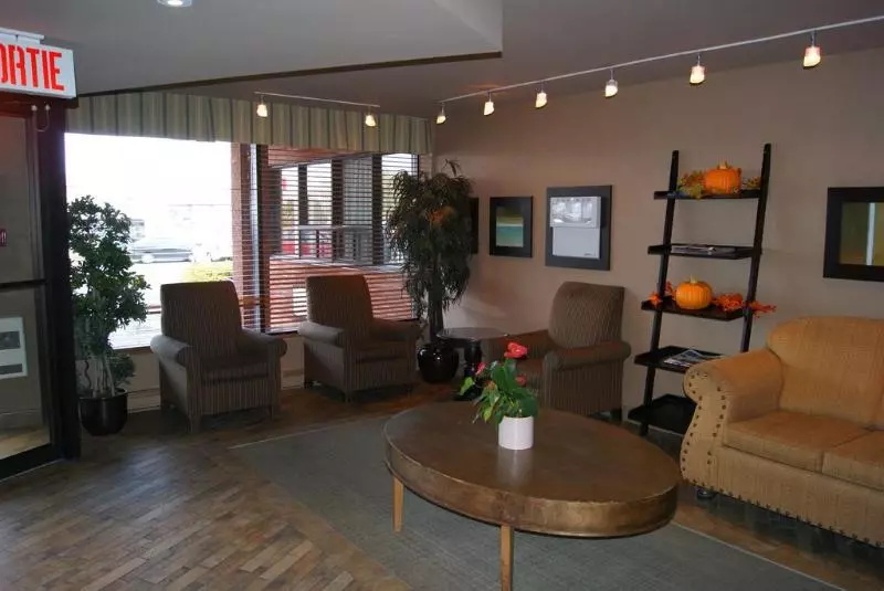 Fotos del hotel Quality Inn & Suites Aéroport P.e. Montréal-trudeau Airport:  11