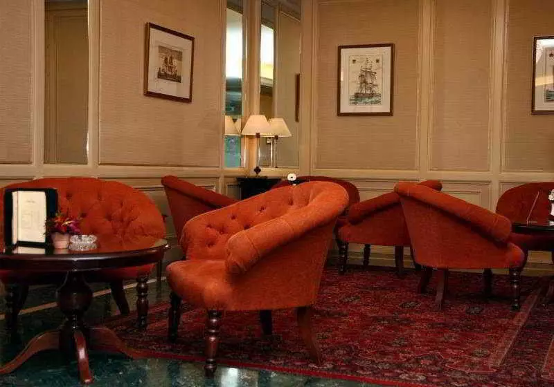 Fotos del hotel Carlton Lausanne Boutique Hôtel:  2