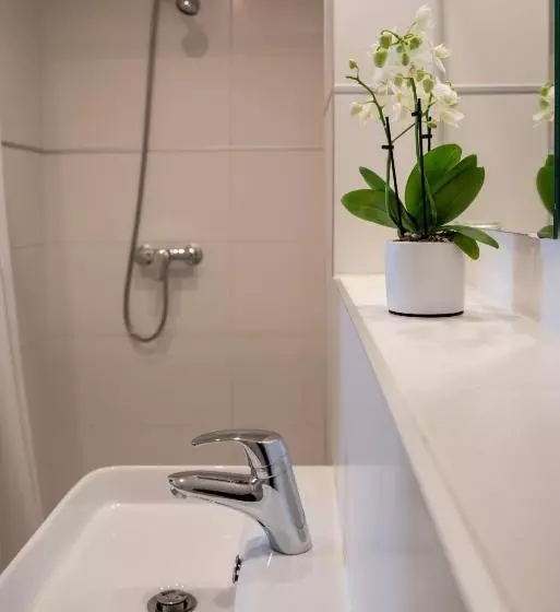 Fotos del hotel Hôtel De Chailly:  4