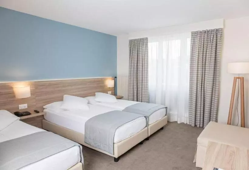 Fotos del hotel Hôtel De Chailly:  23