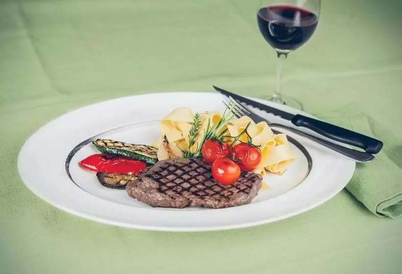 Fotos del hotel Hôtel De Chailly:  2