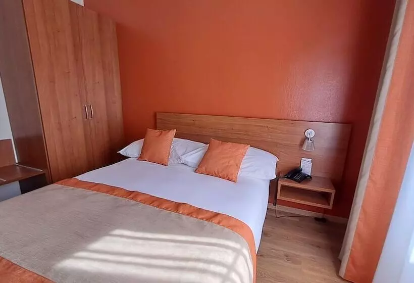 Fotos del hotel International & Terminus:  17