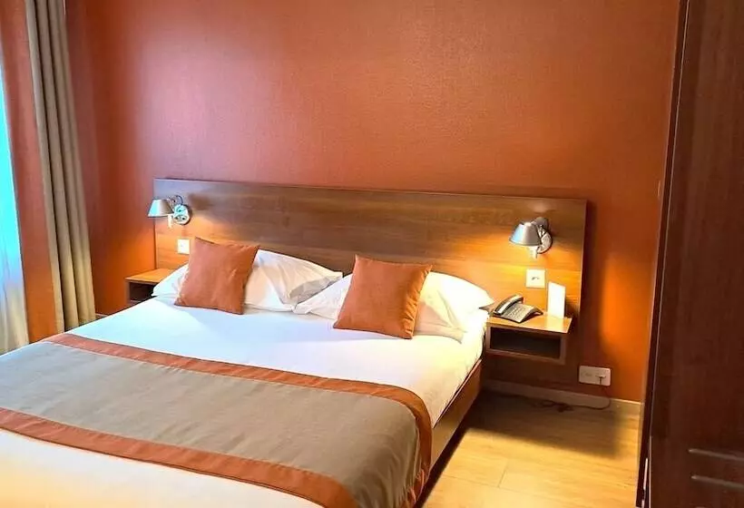 Fotos del hotel International & Terminus:  11