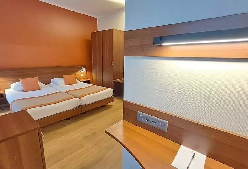 Fotos del hotel International & Terminus:  15