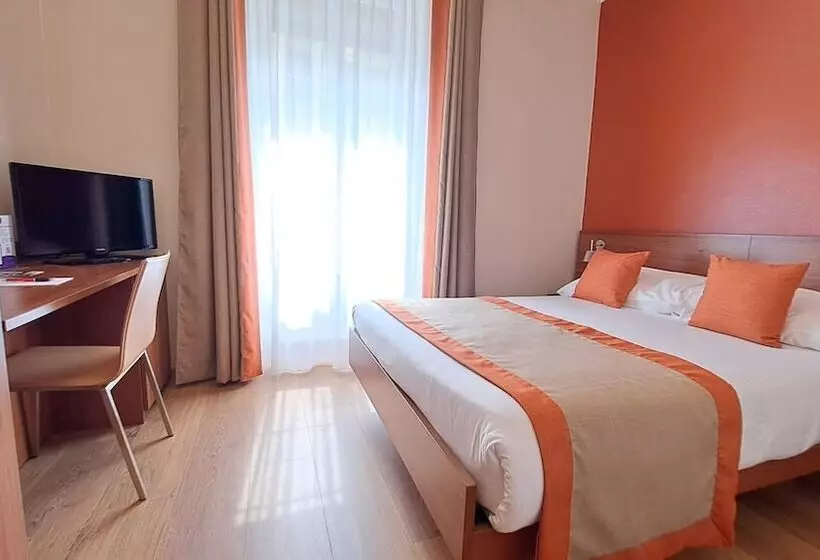 Fotos del hotel International & Terminus:  10