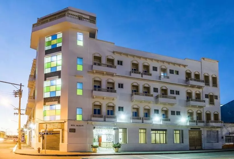 Dorado Plaza Centro Histórico