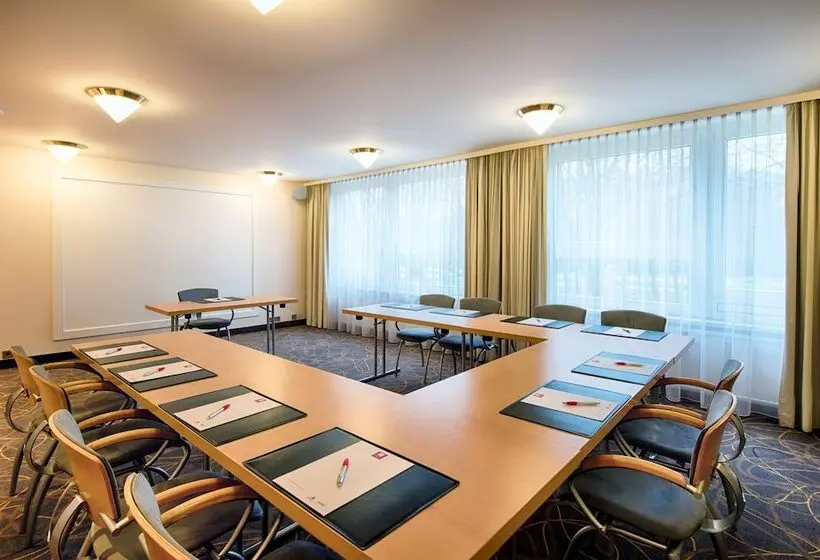 Fotos del hotel Leonardo Hotel Hamburg City Nord:  2