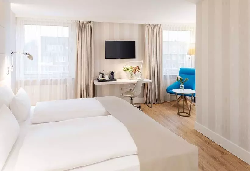 Fotos del hotel Nh Hamburg Mitte:  3