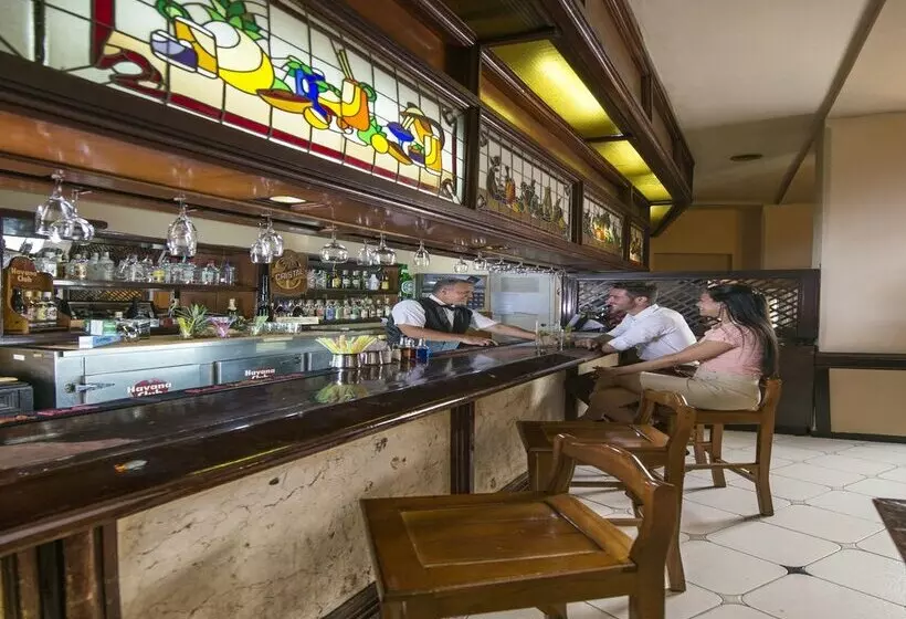 Fotos del hotel Plaza La Habana:  5