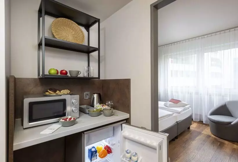 Fotos del hotel Sorat  Berlin:  7