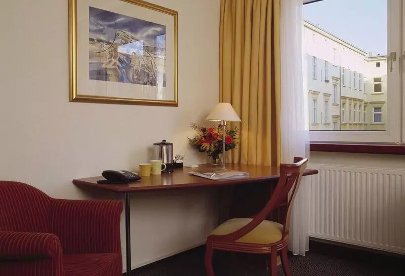 Fotos del hotel Sorat  Berlin:  12