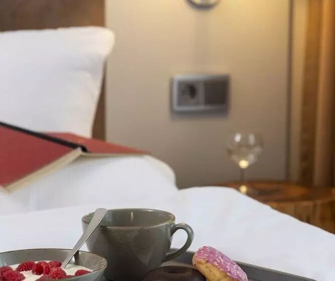 Fotos del hotel Sorat  Berlin:  14