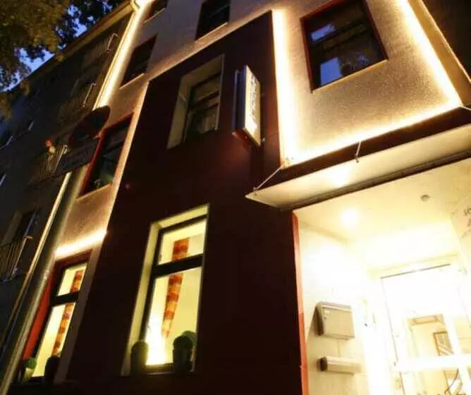 Fotos del hotel Am Volksgarten:  8