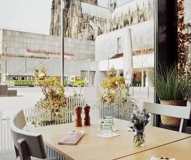 Fotos del hotel Mondial Am Dom Cologne Mgallery:  10