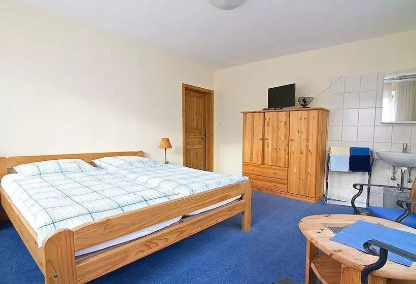 Fotos del hotel Schönfeld:  2