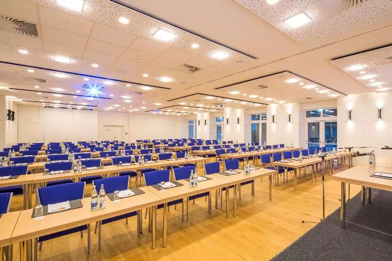 Fotos del hotel Top Khr Stadt:  9