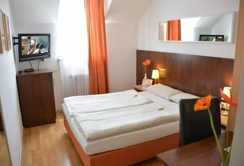 Fotos del hotel Italia:  4