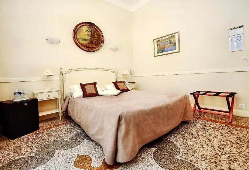 Fotos del hotel Nice Garden:  20