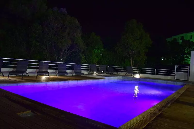 Fotos del hotel Campanile Aix En Provence Ouest Jasdebouffan:  2