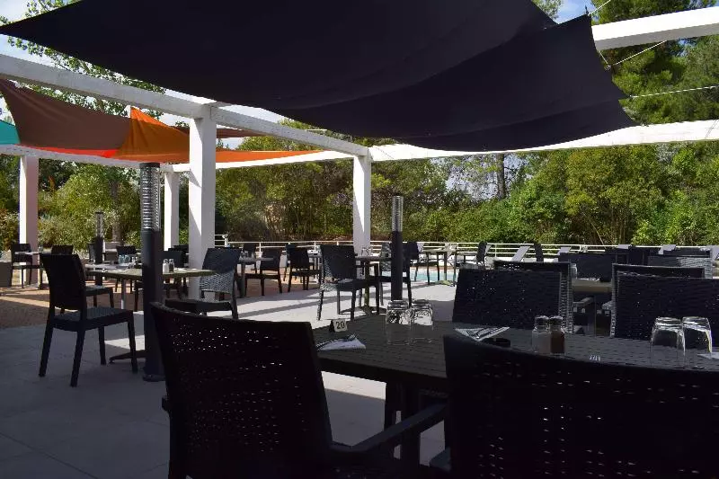 Fotos del hotel Campanile Aix En Provence Ouest Jasdebouffan:  12