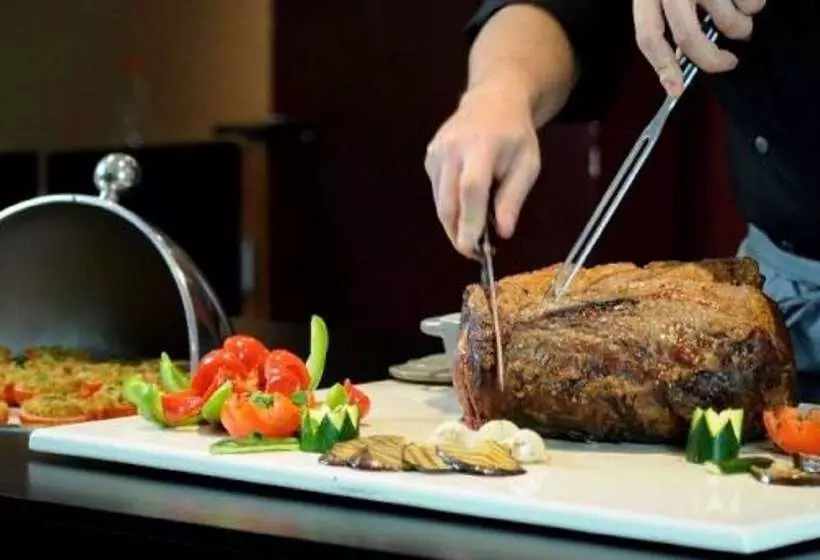 Fotos del hotel Campanile Bordeaux Nord  Le Lac:  15