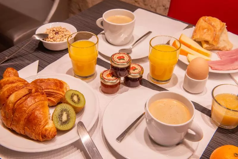 Fotos del hotel Hôtel Edouard 6 Montparnasse Saintgermaindesprés:  5