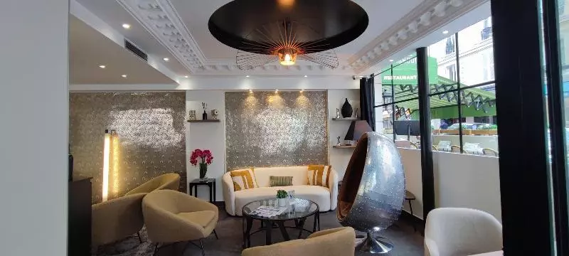 Fotos del hotel Elysées Bassano:  9