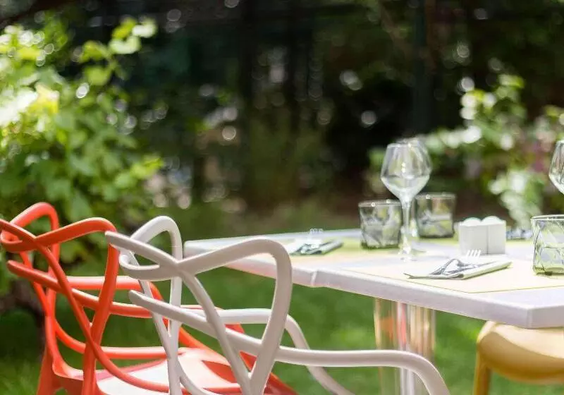 Fotos del hotel Mercure Paris Centre Tour Eiffel:  5