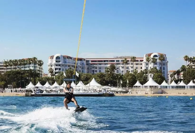 Fotos del hotel Hôtel Barrière Le Majestic Cannes:  3