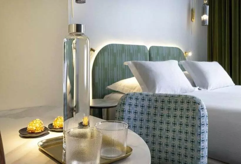 Fotos del hotel Hôtel De Lutece  Notredame:  21