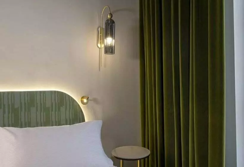 Fotos del hotel Hôtel De Lutece  Notredame:  20