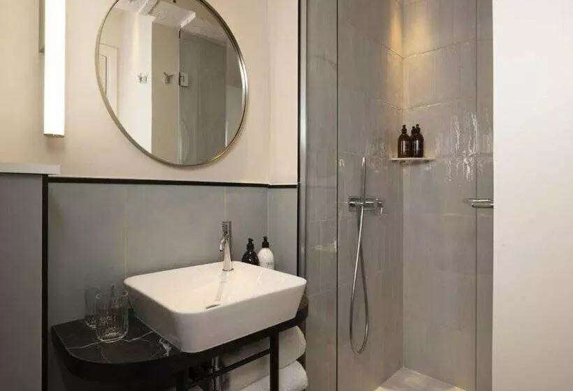 Fotos del hotel Hôtel De Lutece  Notredame:  3