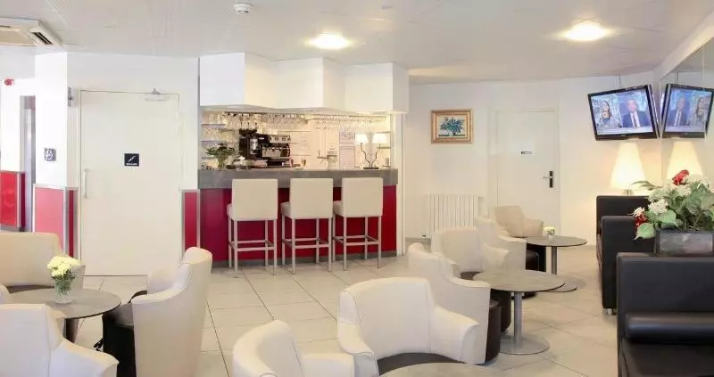 Fotos del hotel Hôtel Notre Dame De France:  10