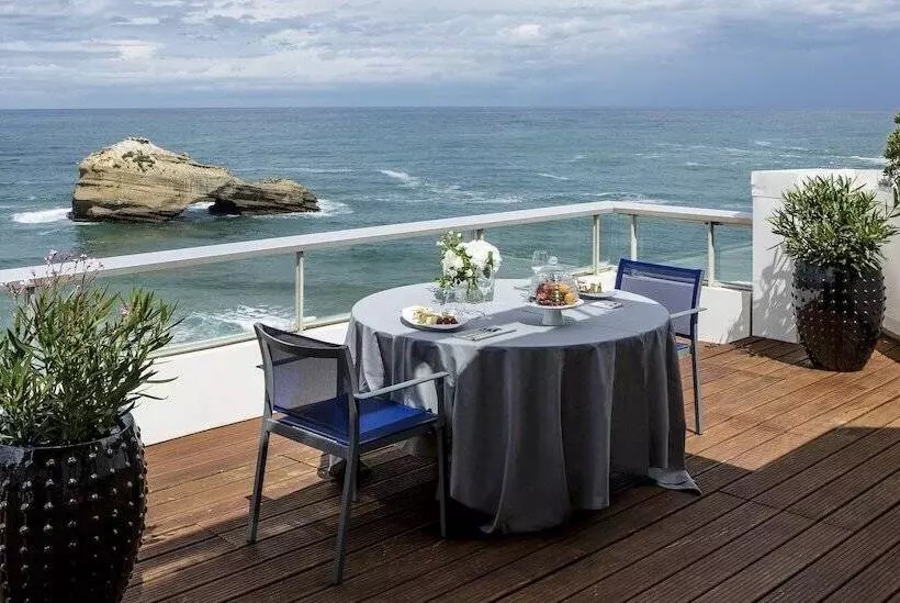Fotos del hotel Sofitel Biarritz Le Miramar Thalassa:  16