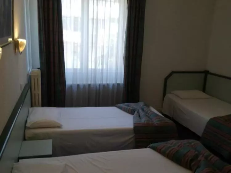 Fotos del hotel Hôtel De Nevers:  10