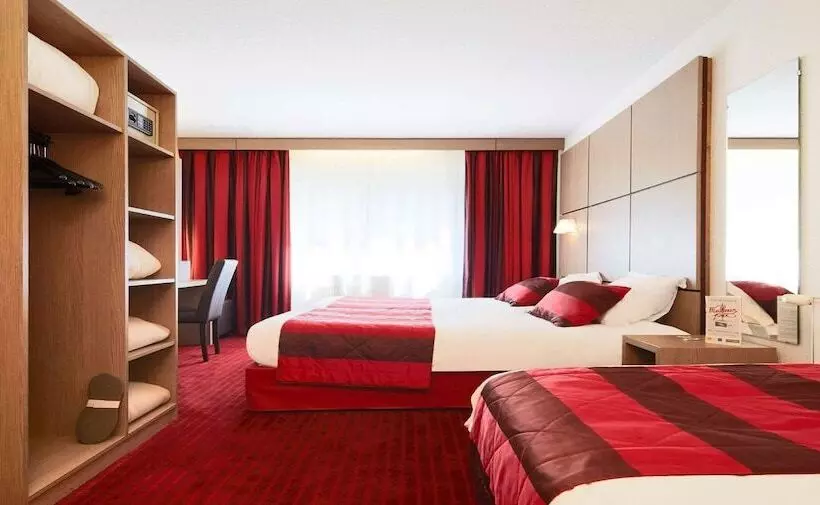 Fotos del hotel Kyriad Grenoble Centre:  5