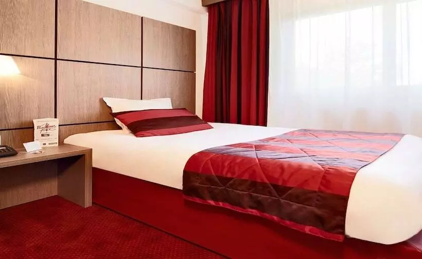 Fotos del hotel Kyriad Grenoble Centre:  9