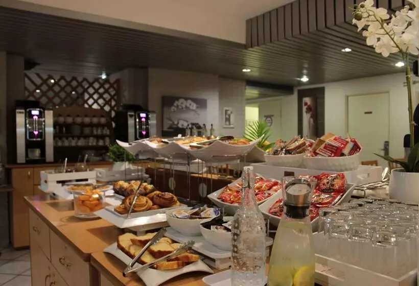 Fotos del hotel Kyriad Hotel Montpellier Centre Antigone:  19