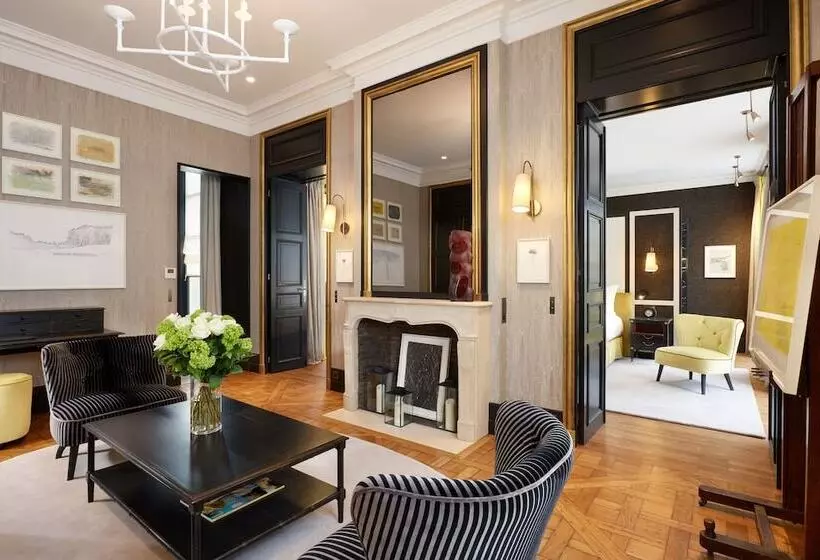 Fotos del hotel Le Pavillon De La Reine & Spa  Small Luxury S Of The World:  12