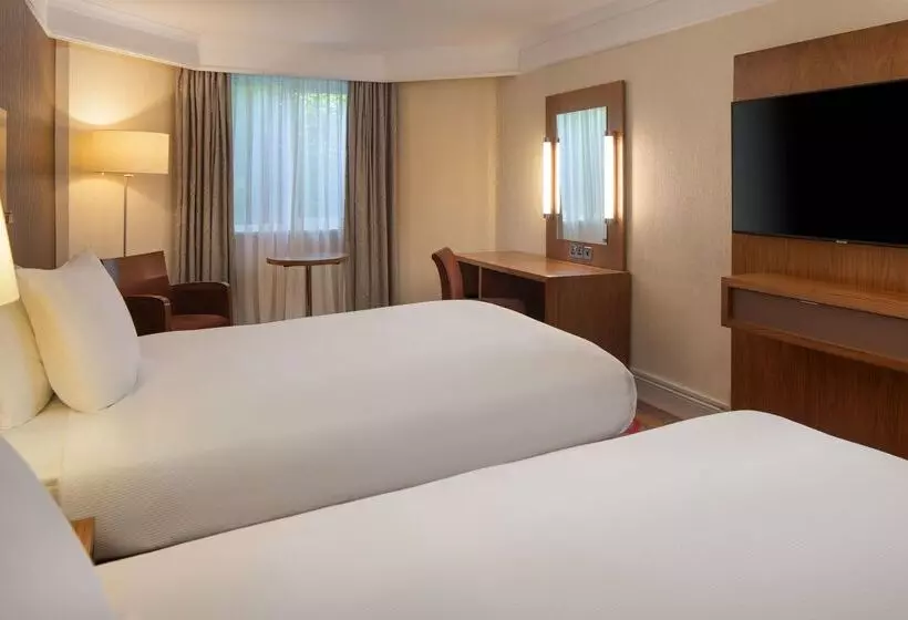 Fotos del hotel Doubletree By Hilton Newbury North:  23