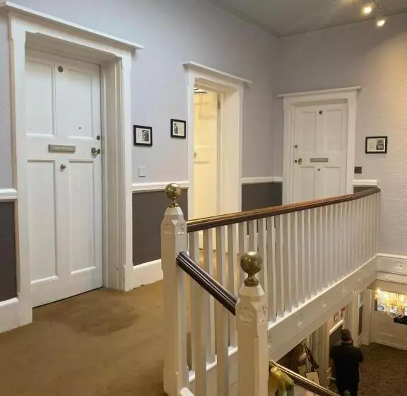 Fotos del hotel Langtry Manor:  8