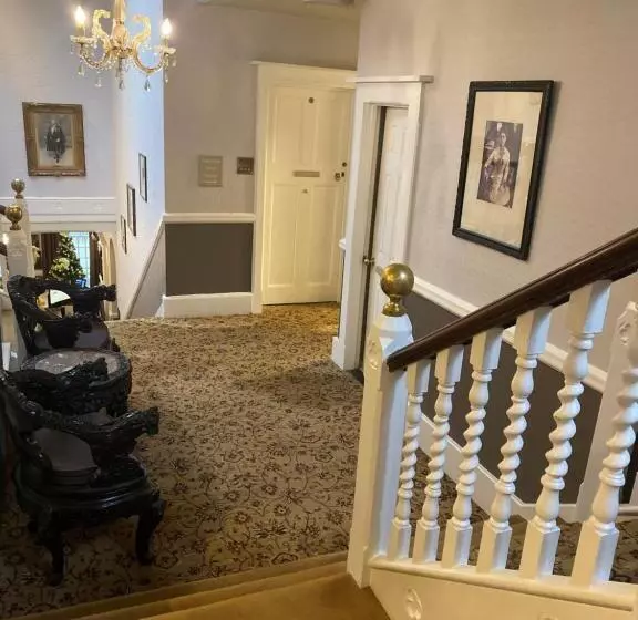 Fotos del hotel Langtry Manor:  11