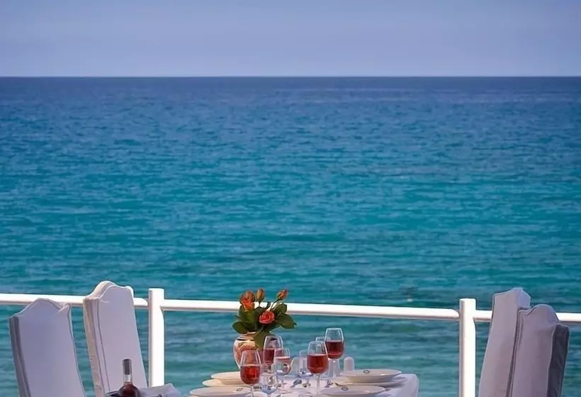 Fotos del hotel Istron Bay:  15