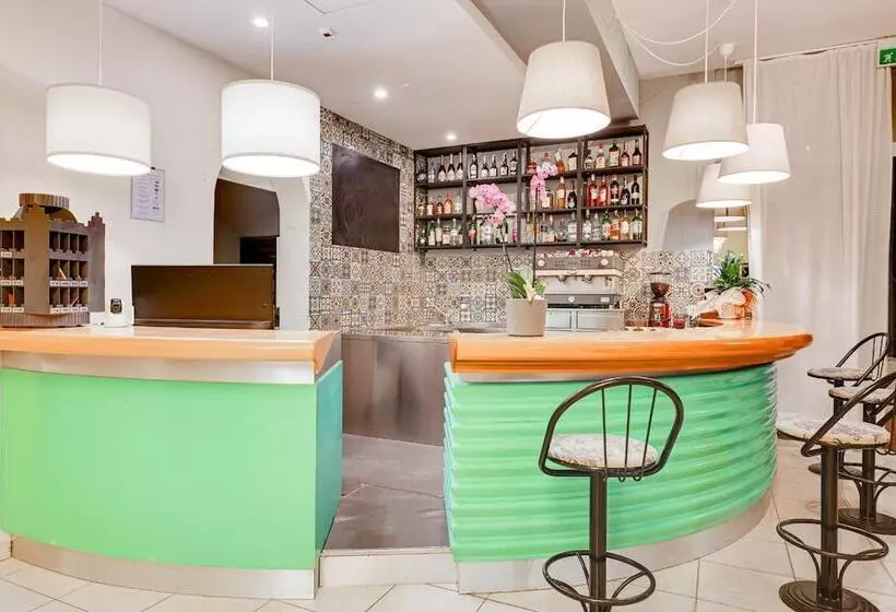 Fotos del hotel Admiral:  8