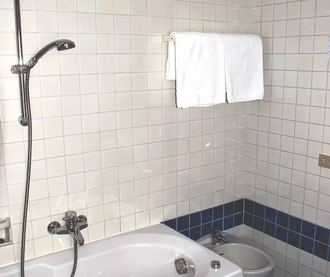 Fotos del hotel De La Poste:  10