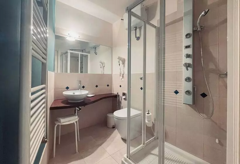 Fotos del hotel Azzi:  9