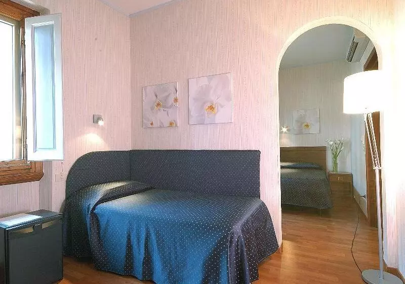 Fotos del hotel Martelli:  2