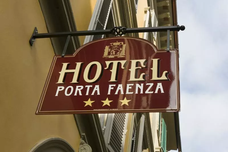 Fotos del hotel Porta Faenza:  8